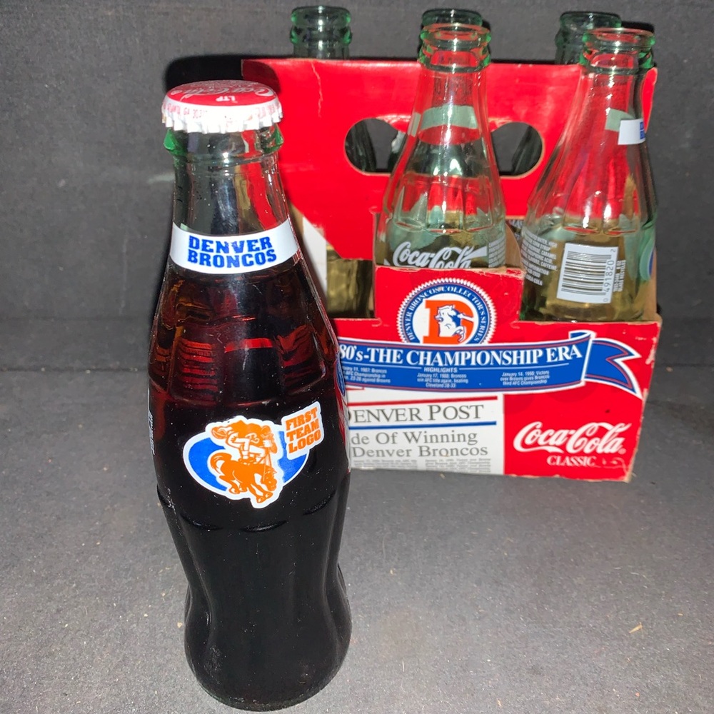 Vintage 1986 Six Pack Coca Cola Classic Denver Broncos